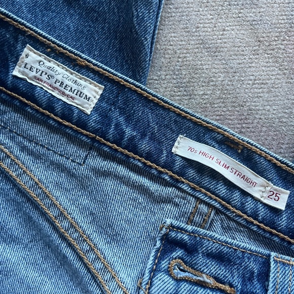 Levi’s 70'S HIGH RISE SLIM STRAIGHT WOMEN'S JEANS - Picture 7 of 9